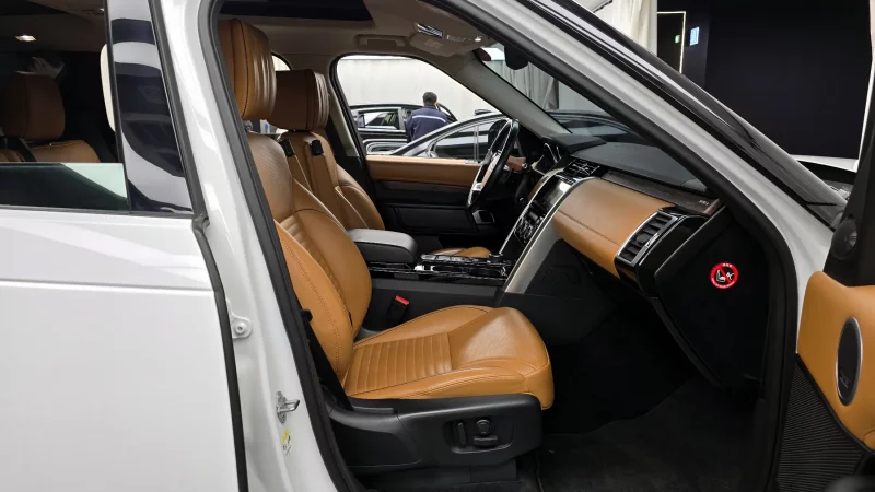 Land Rover DISCOVERY