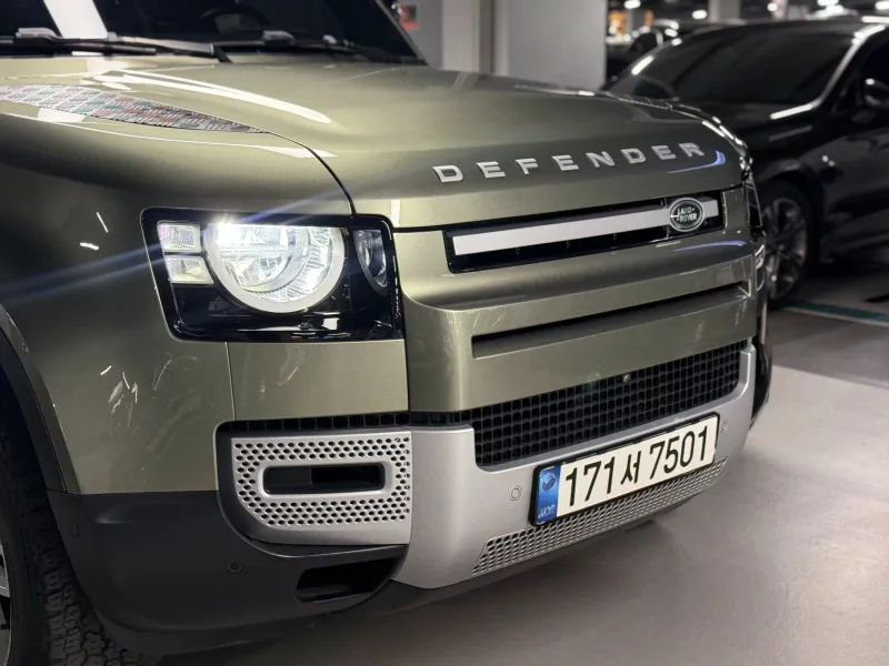 Land Rover DEFENDER