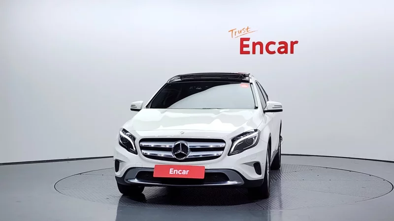 Mercedes-Benz GLA-Class
