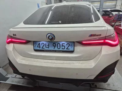 BMW i4