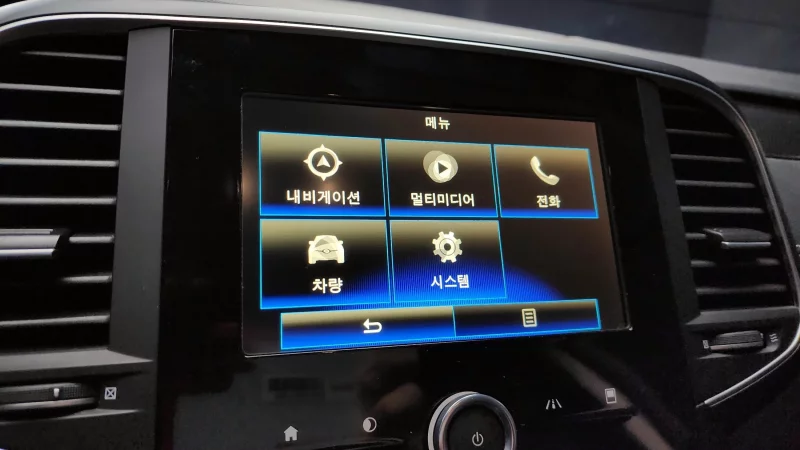 Renault Samsung SM6