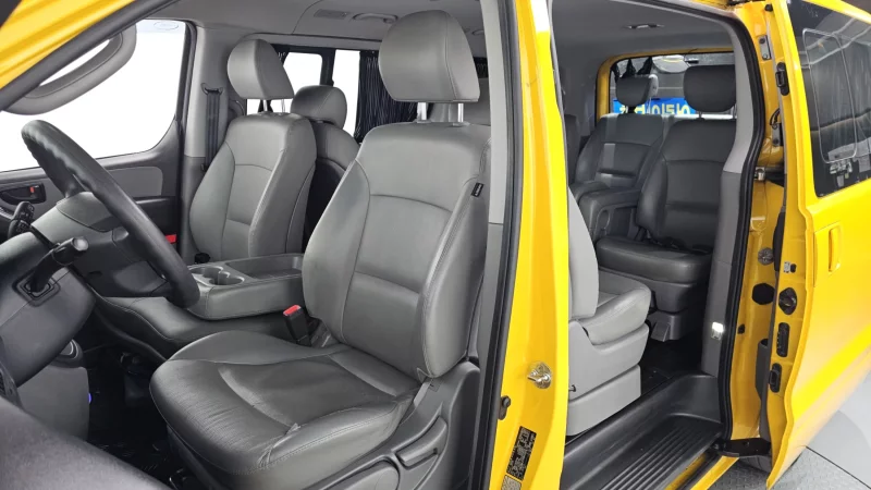 Hyundai Grand Starex