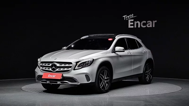 Mercedes-Benz GLA-Class