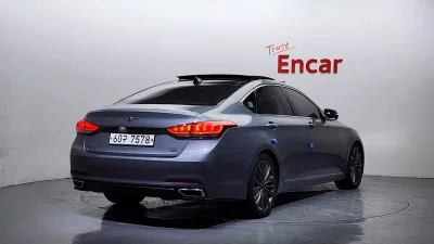 Hyundai Genesis