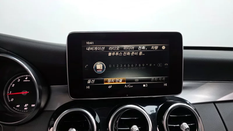 Mercedes-Benz C-Class