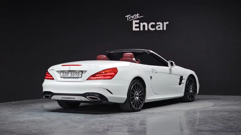 Mercedes-Benz SL-Class