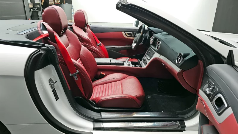 Mercedes-Benz SL-Class