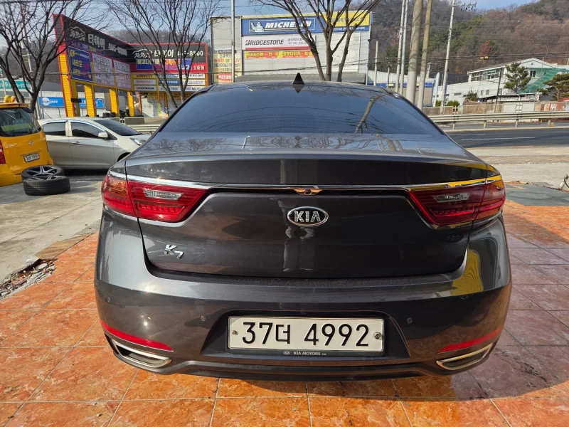 Kia K7