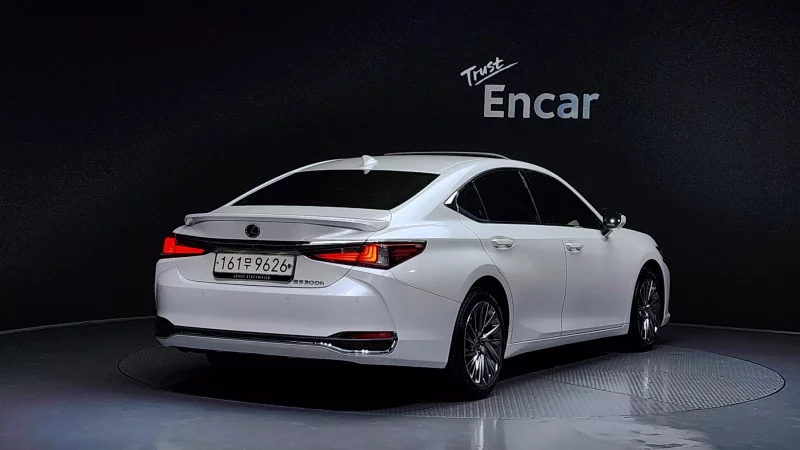Lexus ES300h