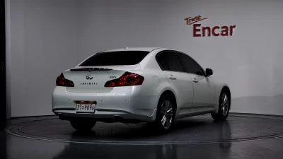 Infiniti G37