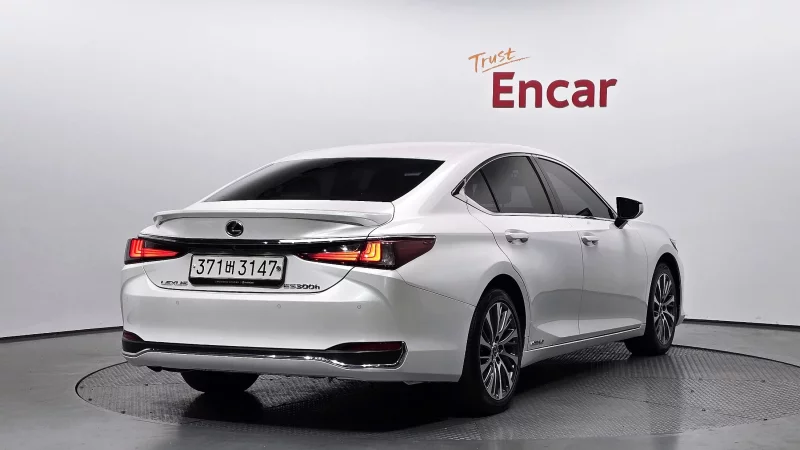 Lexus ES300h