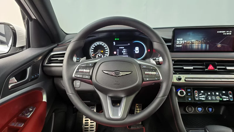 Genesis G70