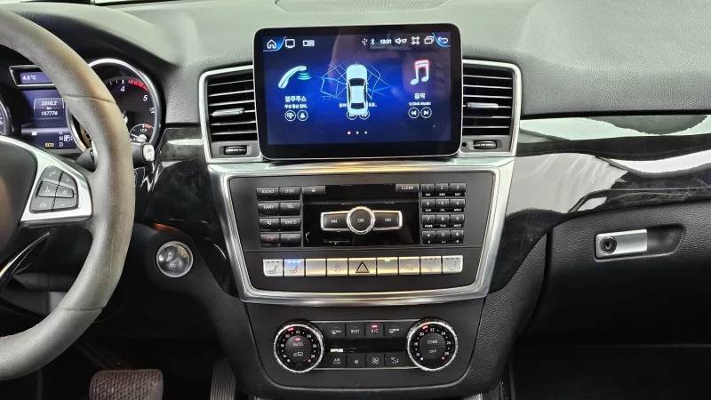 Mercedes-Benz M-class