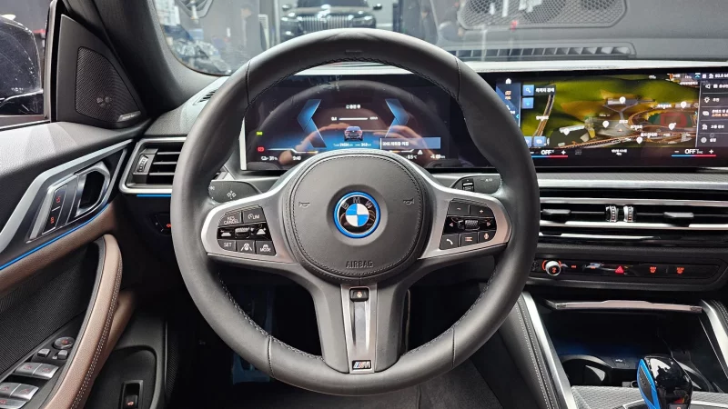 BMW i4