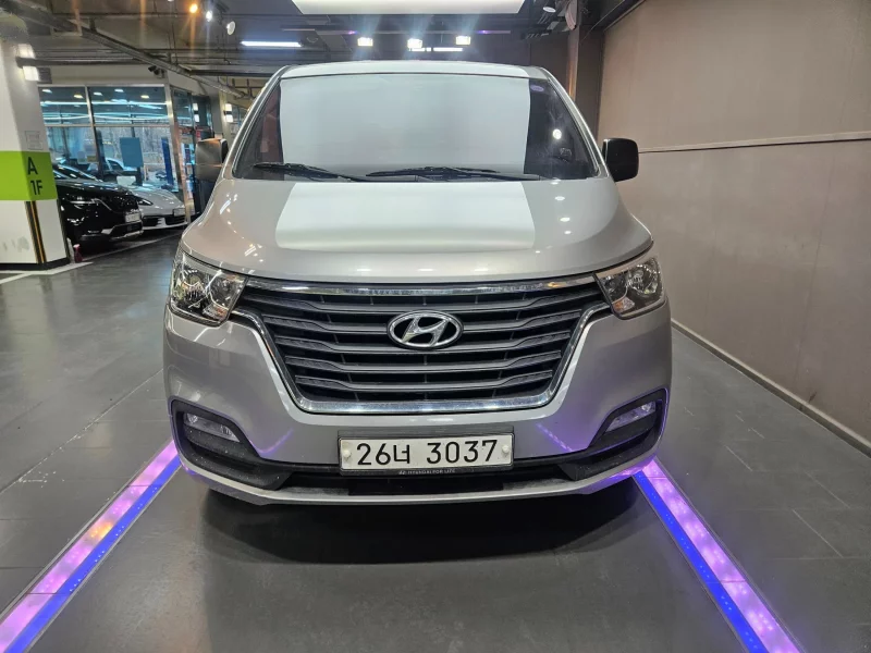 Hyundai Starex