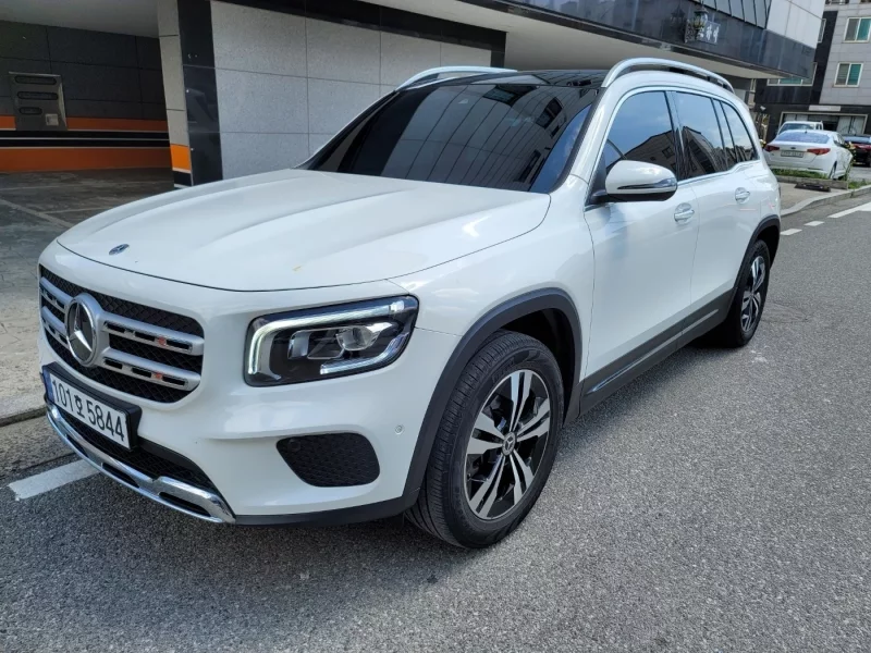 Mercedes-Benz GLB-Class