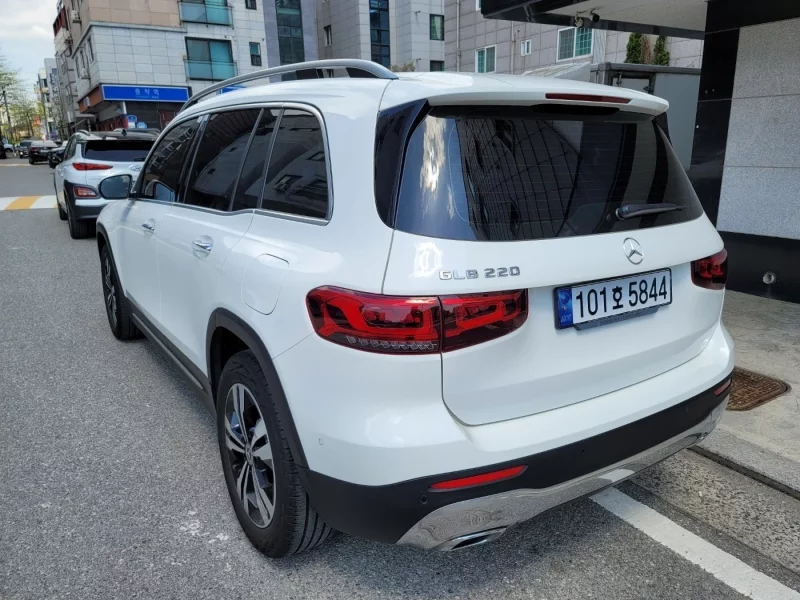 Mercedes-Benz GLB-Class