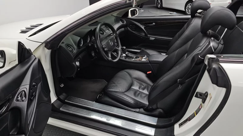 Mercedes-Benz SL-Class