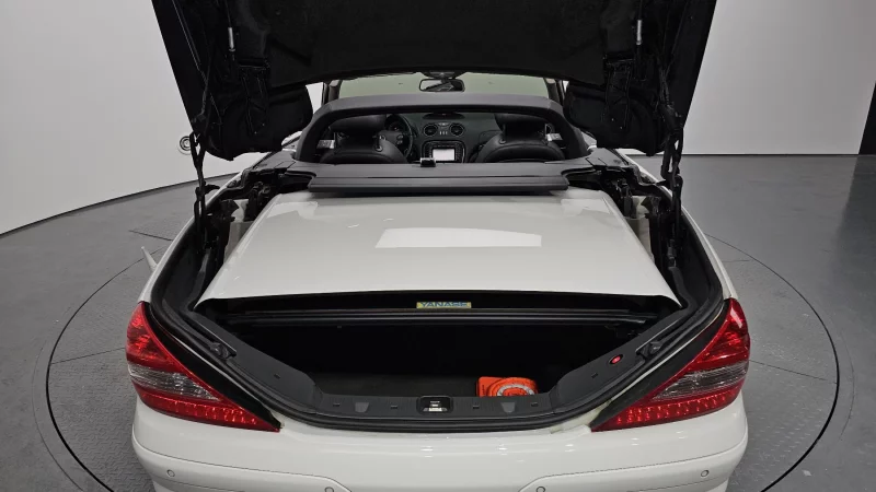 Mercedes-Benz SL-Class