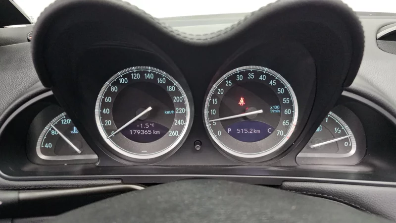 Mercedes-Benz SL-Class