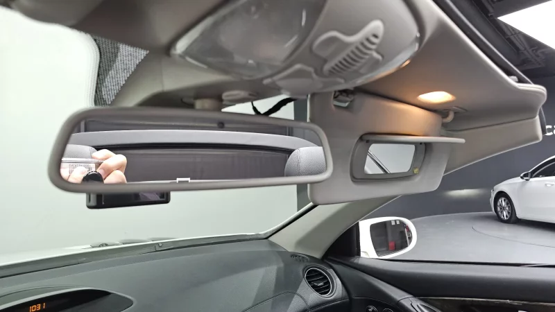 Mercedes-Benz SL-Class