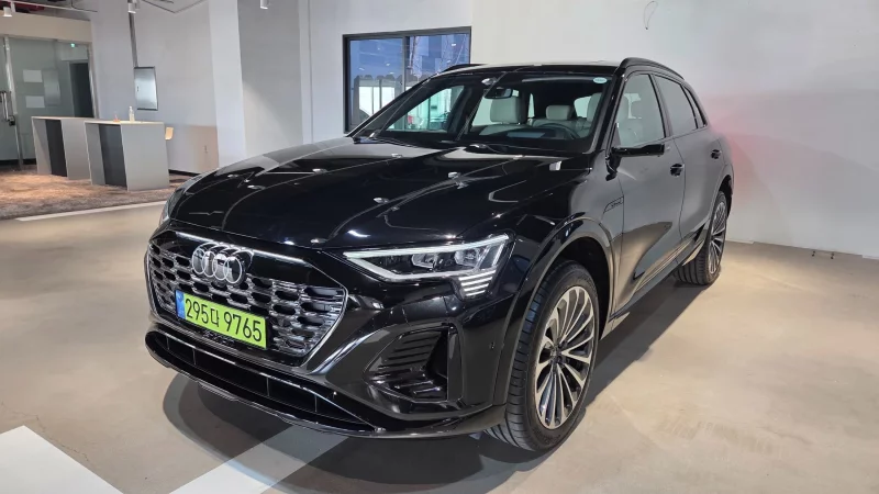 Audi Q8 E-TRON