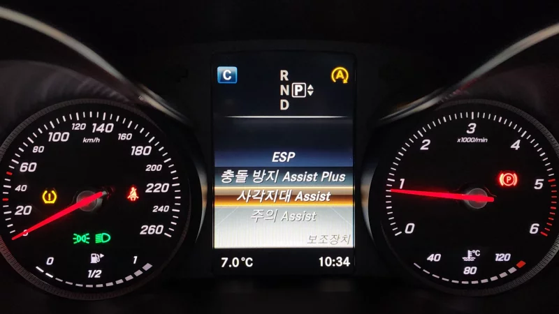 Mercedes-Benz C-Class