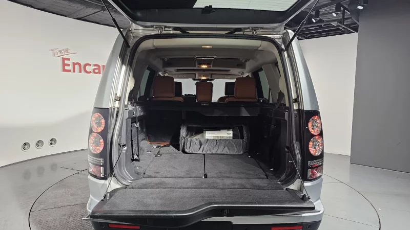 Land Rover DISCOVERY