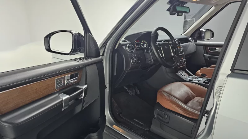 Land Rover DISCOVERY