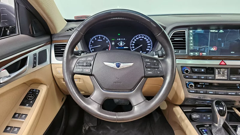 Hyundai Genesis