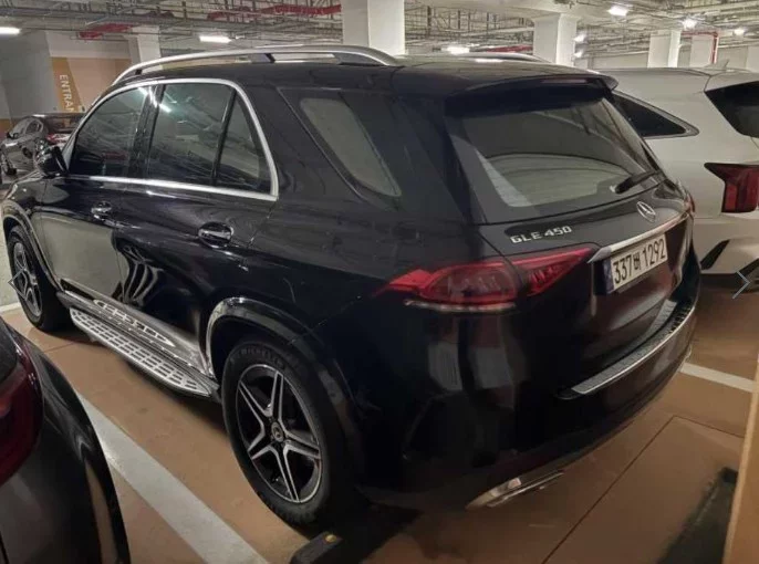 Mercedes-Benz GLE-Class