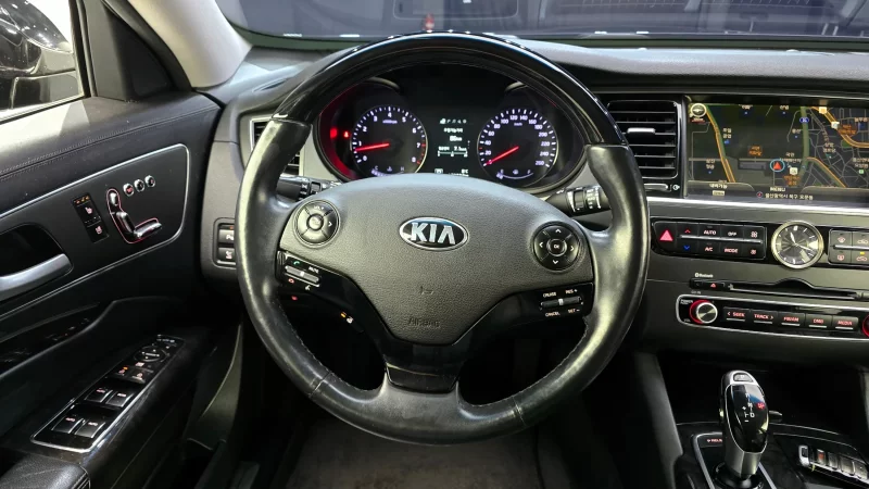 Kia K9