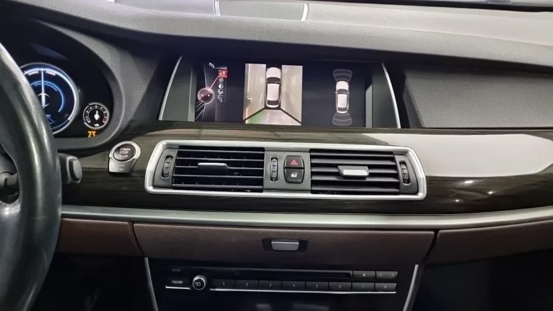 BMW 5-Series Gran Turismo