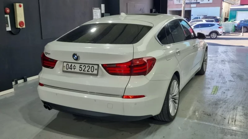 BMW 5-Series Gran Turismo