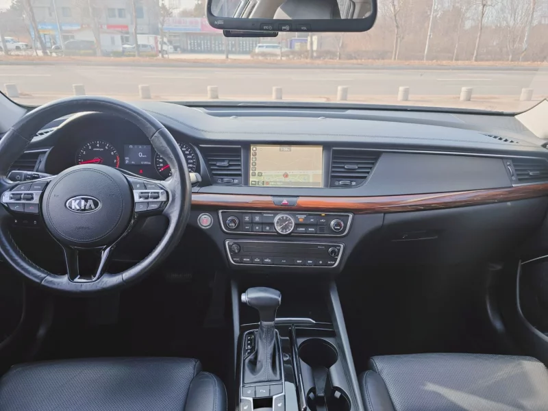 Kia K7