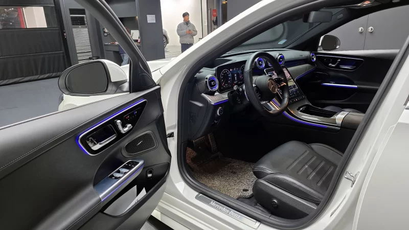 Mercedes-Benz C-Class