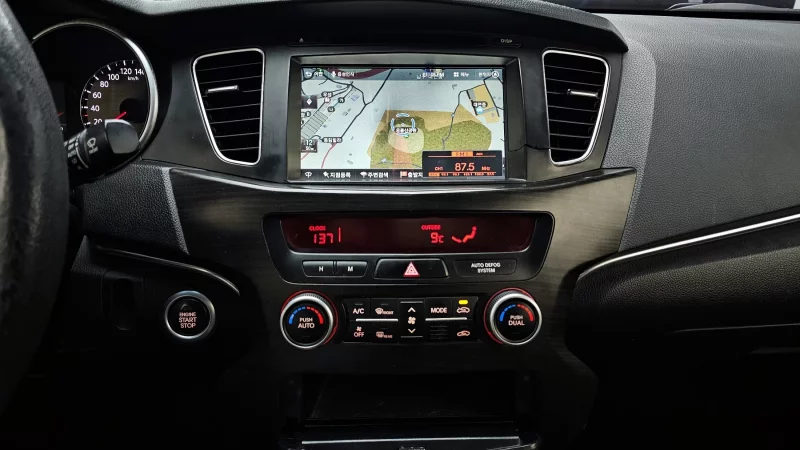 Kia K7
