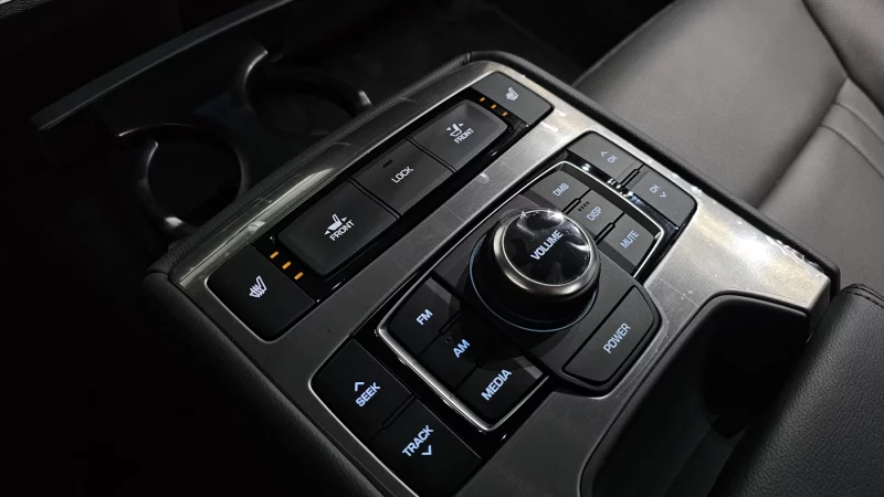 Hyundai Genesis