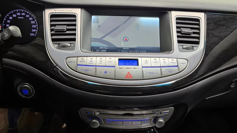 Hyundai Genesis