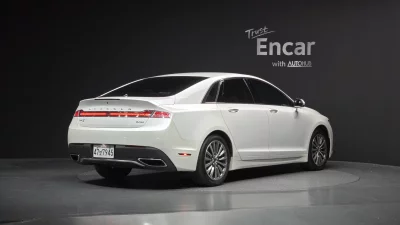 Lincoln MKZ