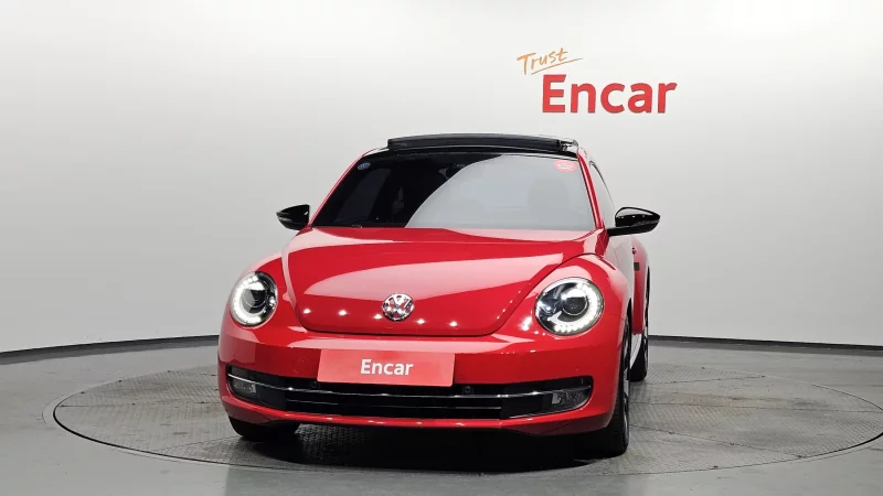 Volkswagen BEETLE