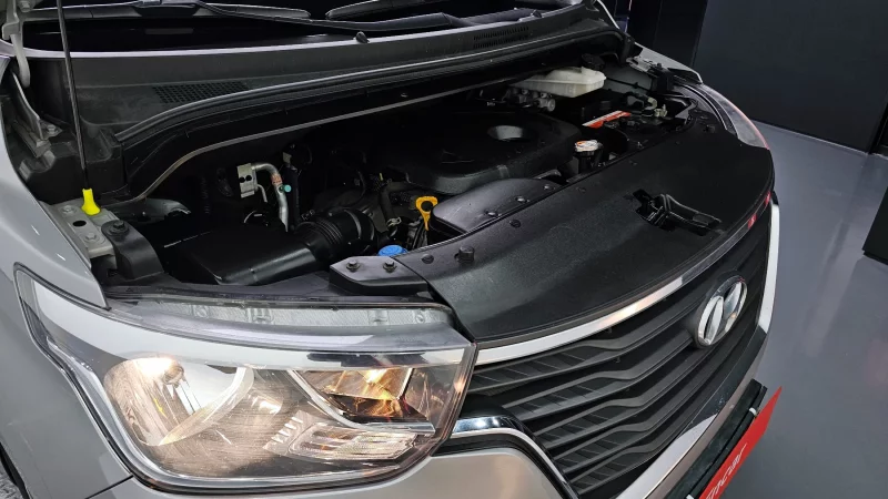 Hyundai Grand Starex