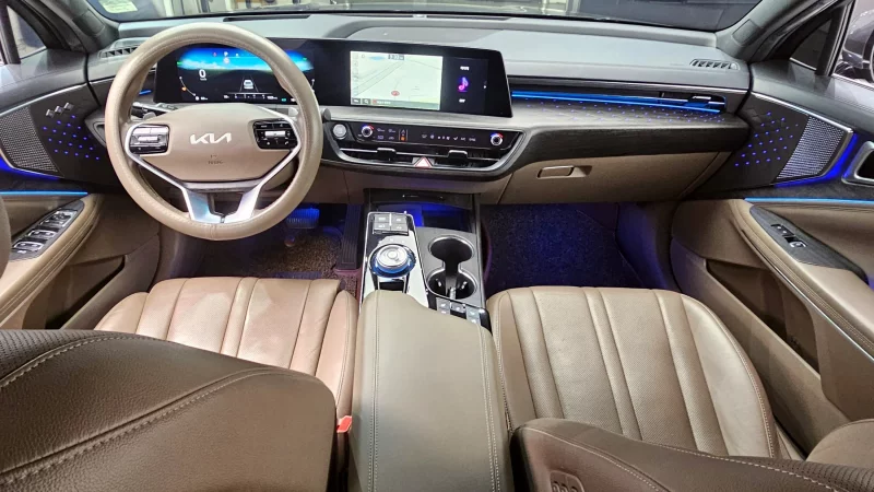 Kia K8
