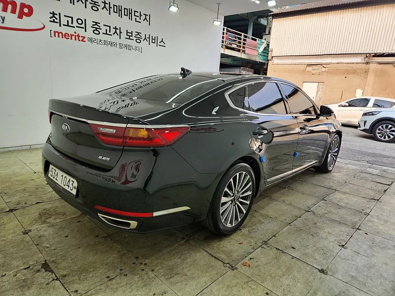Kia K7