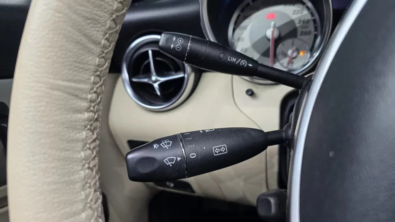 Mercedes-Benz SLK-Class