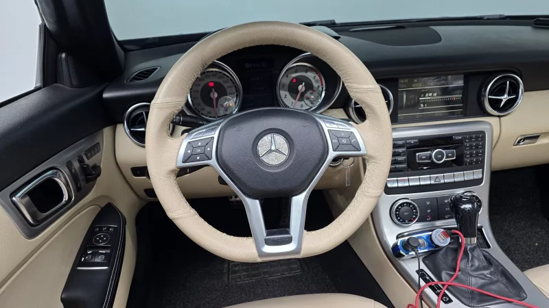 Mercedes-Benz SLK-Class