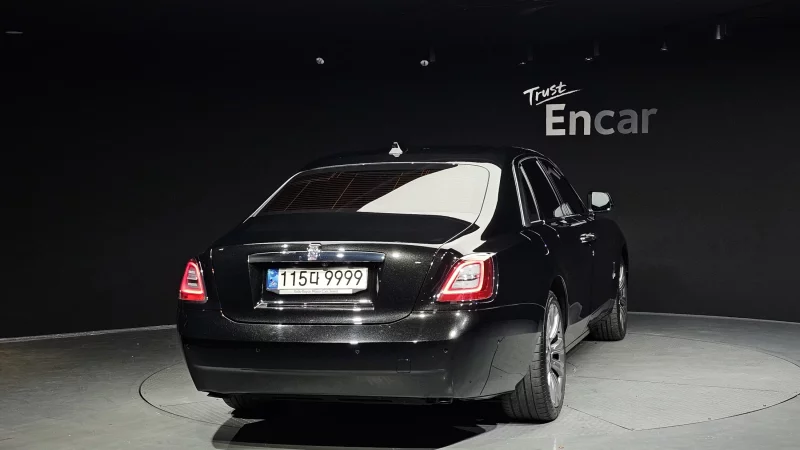 Rolls-Royce GHOST