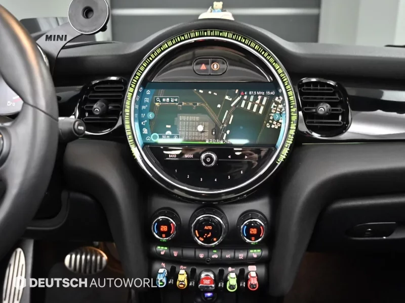 MINI Cooper Convertible