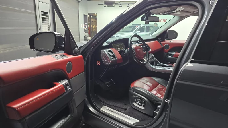 Land Rover RANGE ROVER SPORT