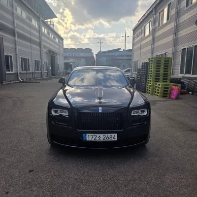 Rolls-Royce GHOST